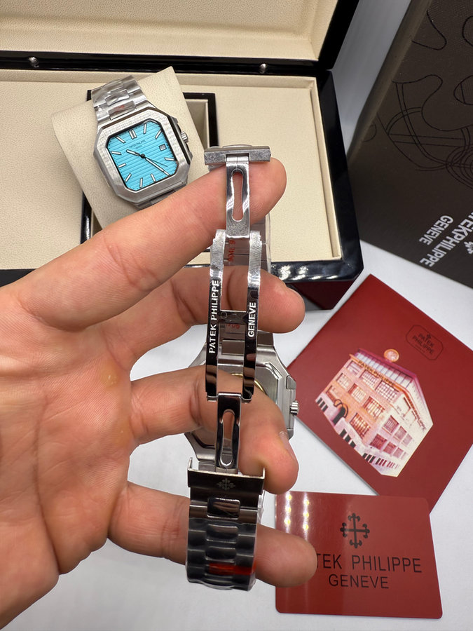 Patek Philippe Cubitus — vista 3