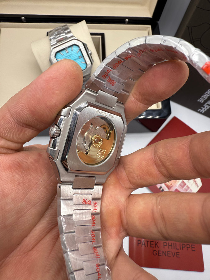 Patek Philippe Cubitus — vista 4