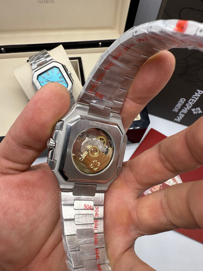 Patek Philippe Cubitus — vista 4