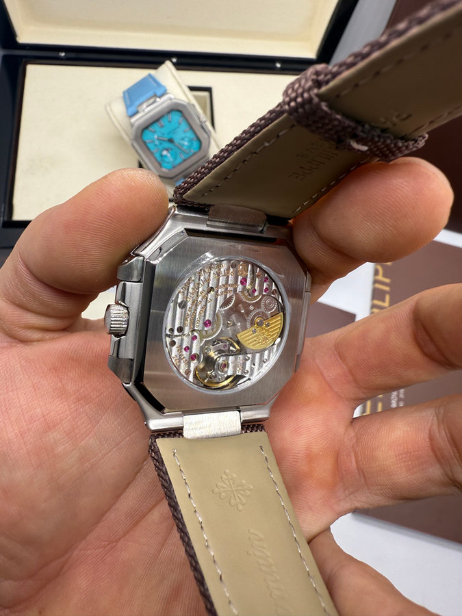 Patek Philippe Cubitus, Aço Fases da Lua — vista 4