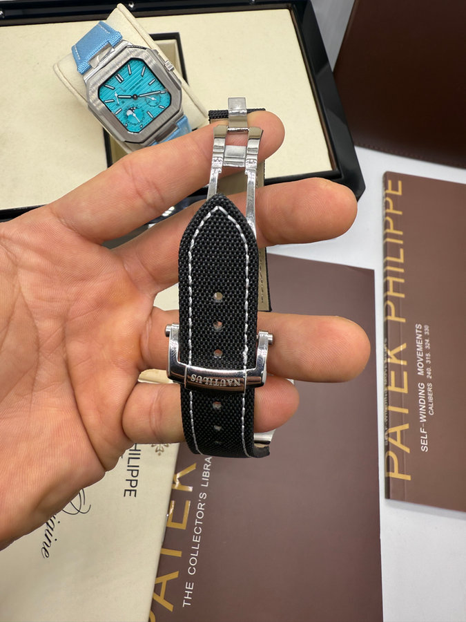 Patek Philippe Cubitus, Aço Fases da Lua — vista 3