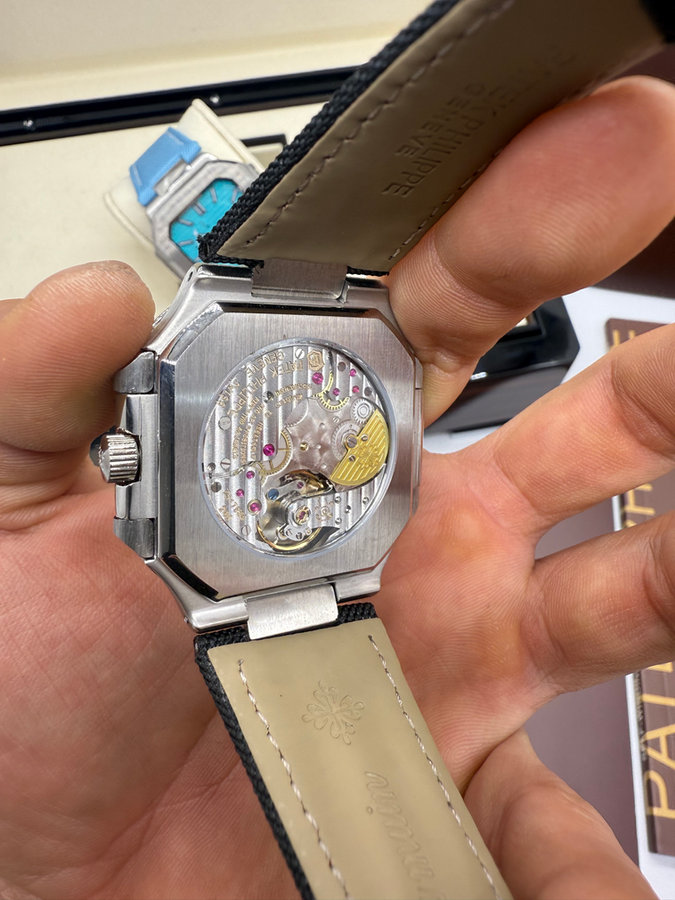 Patek Philippe Cubitus, Aço Fases da Lua — vista 4