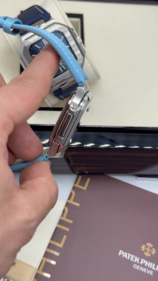 Patek Philippe Cubitus, Aço Fases da Lua — vista 5