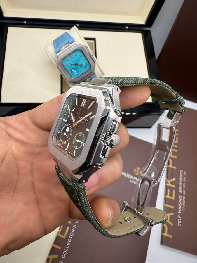 Patek Philippe Cubitus, Aço Fases da Lua — vista 2