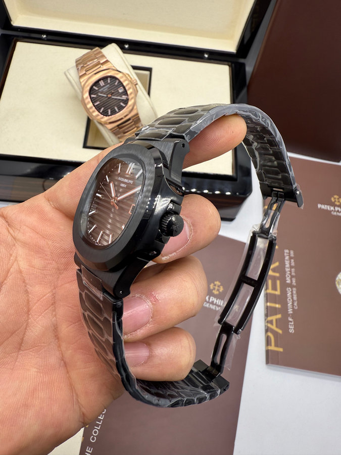 Patek Philippe Nautilus — vista 2