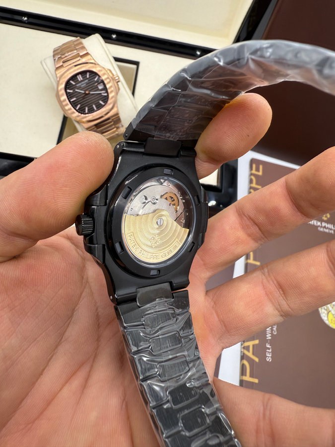 Patek Philippe Nautilus — vista 4