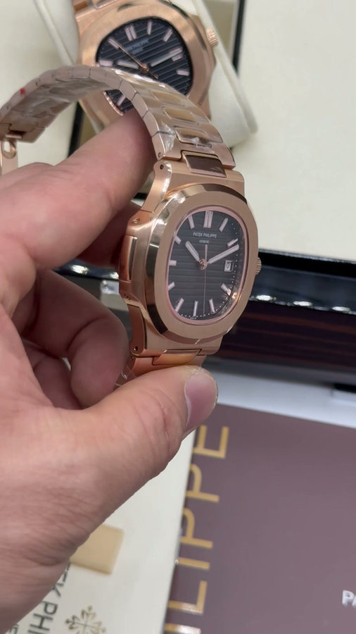 Patek Philippe Nautilus — vista 5