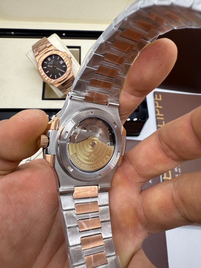 Patek Philippe Nautilus — vista 4