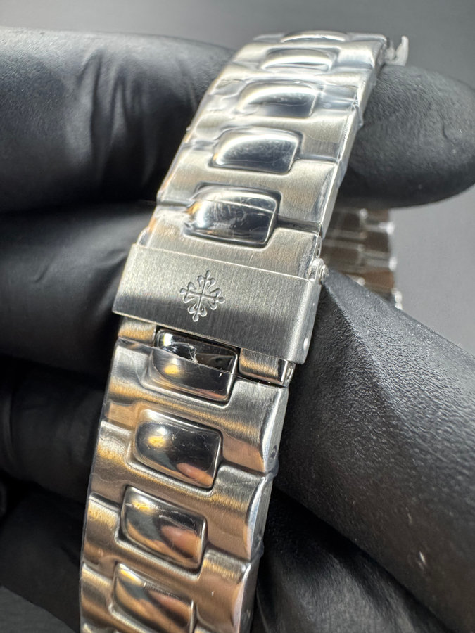 Patek Philippe Nautilus — vista 9