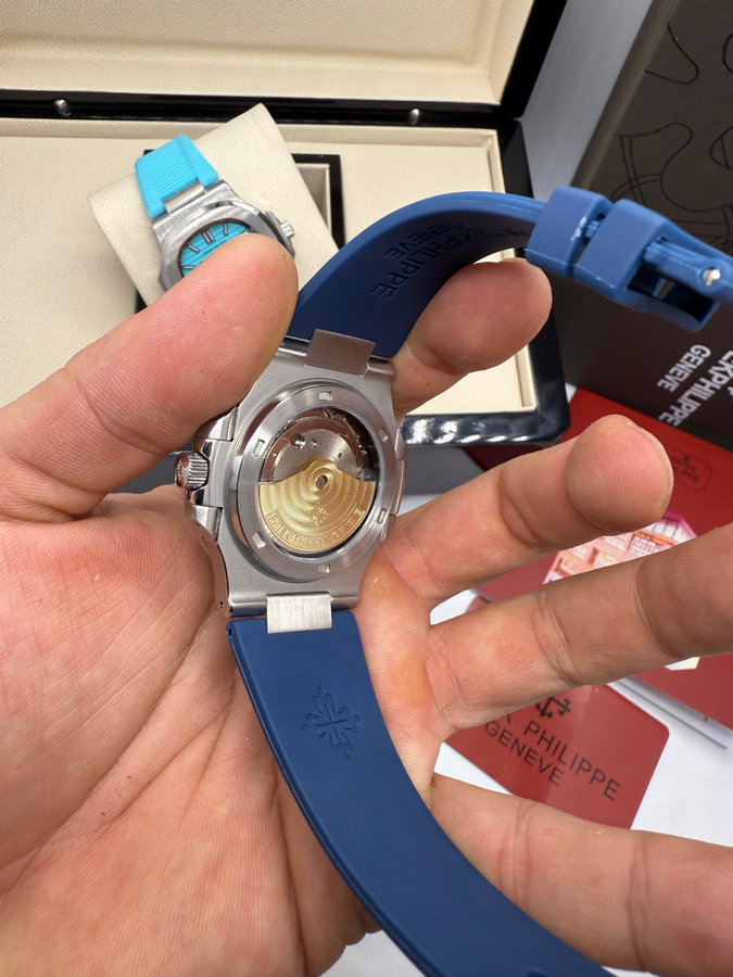 Patek Philippe Nautilus — vista 4