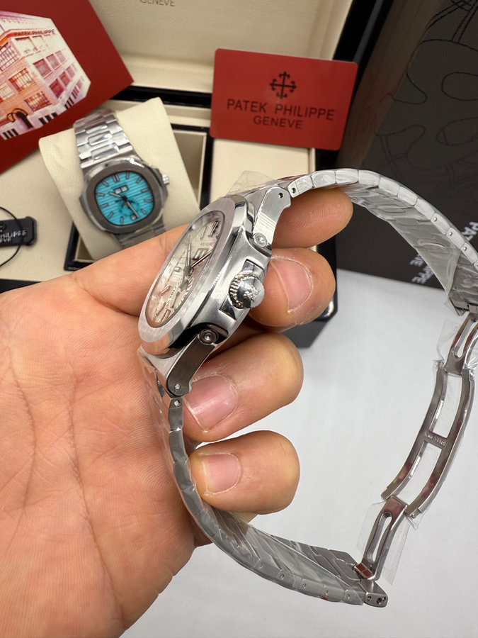 Patek Philippe Nautilus — vista 2