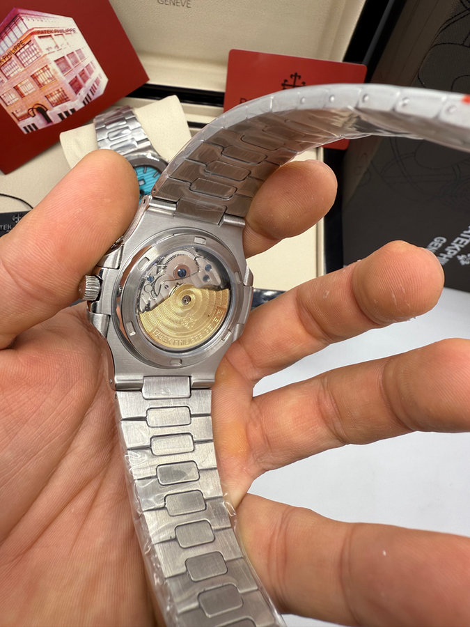 Patek Philippe Nautilus — vista 4