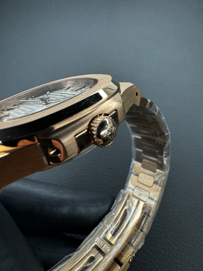 Patek Philippe Nautilus — vista 4