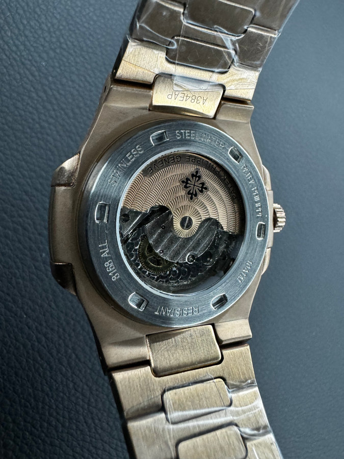 Patek Philippe Nautilus — vista 7