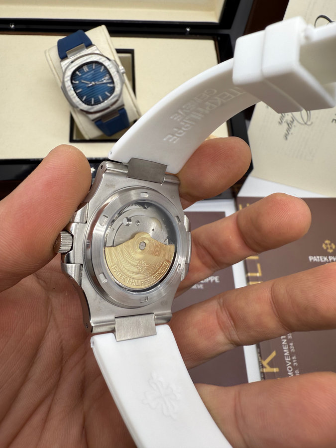 Patek Philippe Nautilus — vista 4