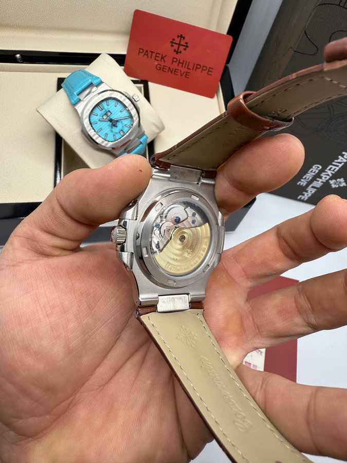 Patek Philippe Nautilus — vista 4