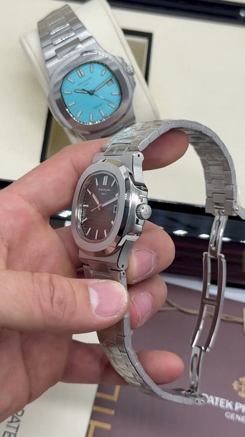 Patek Philippe Nautilus — vista 5