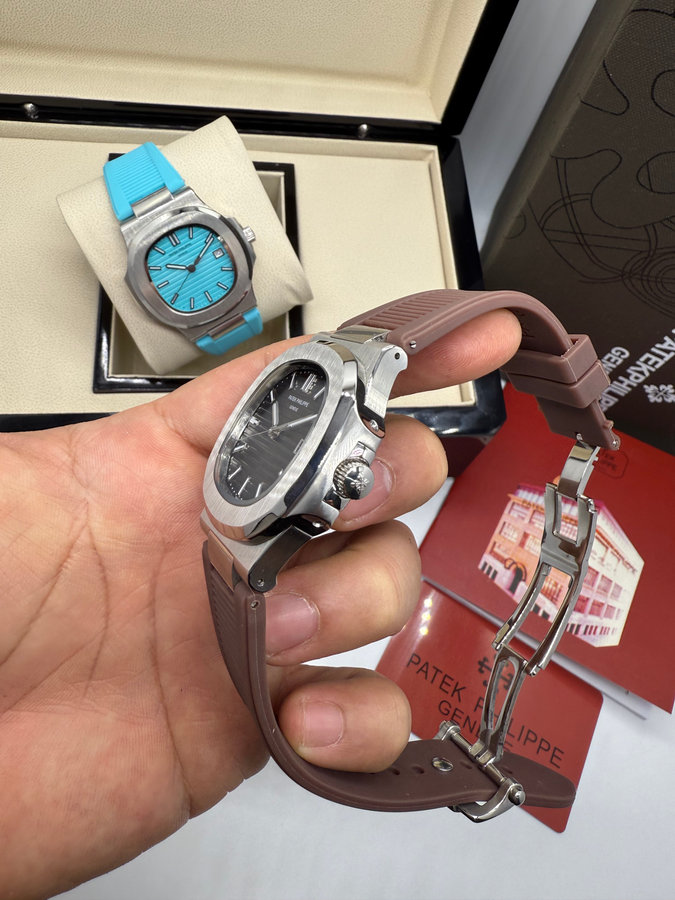 Patek Philippe Nautilus — vista 2