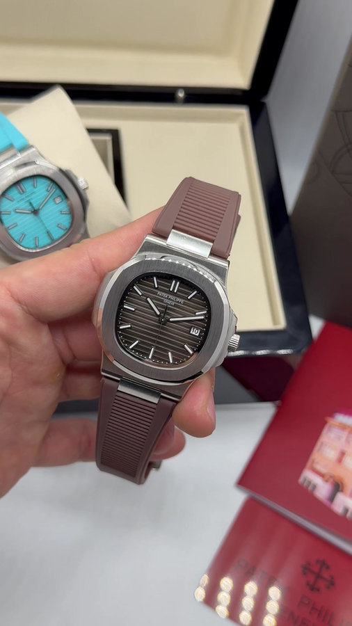 Patek Philippe Nautilus — vista 5