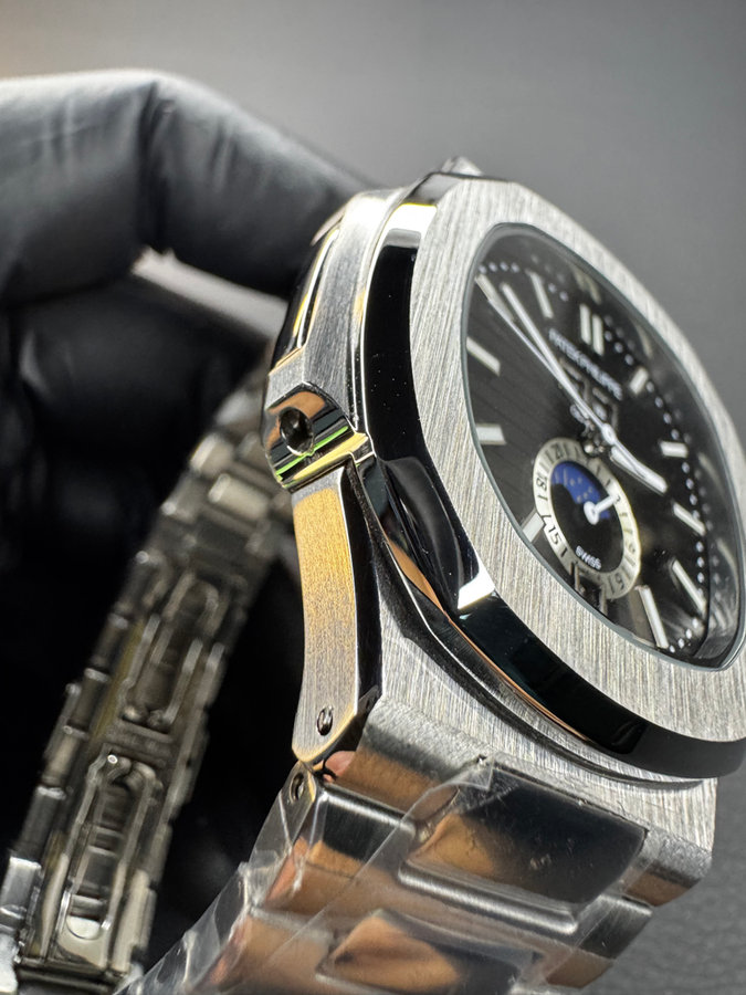 Patek Philippe Nautilus — vista 4