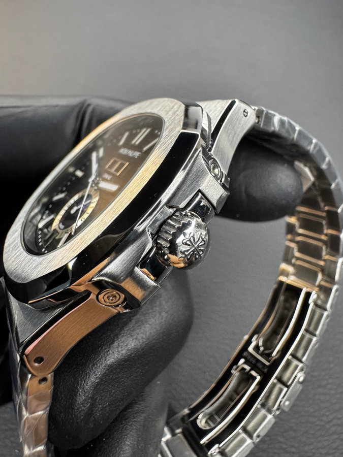 Patek Philippe Nautilus — vista 5