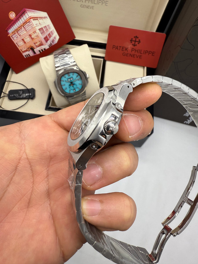 Patek Philippe Nautilus — vista 2