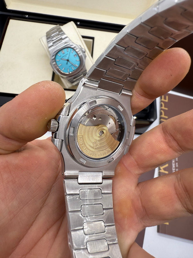 Patek Philippe Nautilus — vista 4
