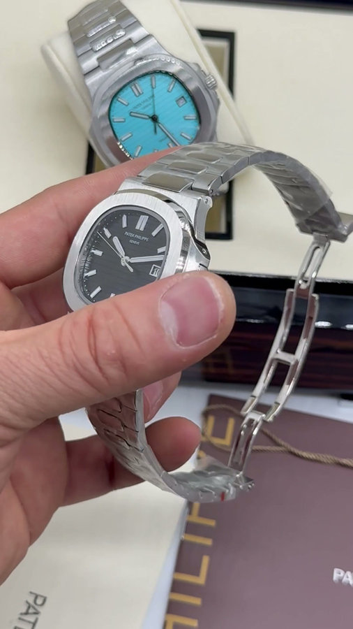Patek Philippe Nautilus — vista 5