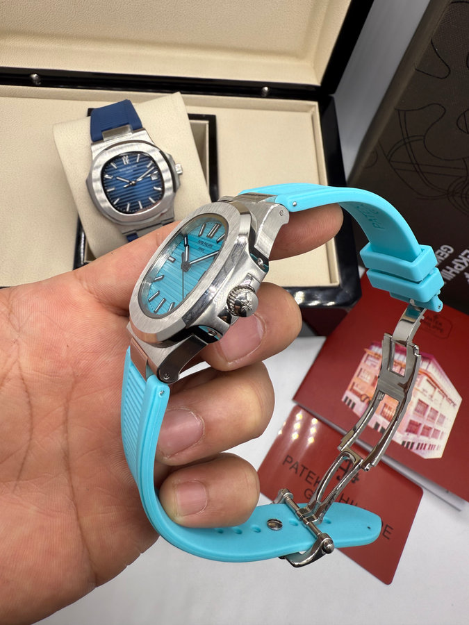 Patek Philippe Nautilus — vista 2