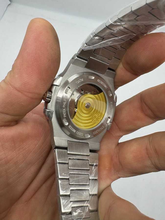 Patek Philippe Nautilus — vista 4