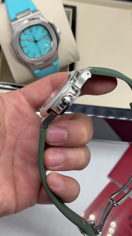 Patek Philippe Nautilus — vista 5