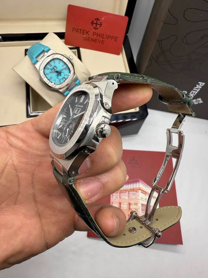 Patek Philippe Nautilus — vista 2