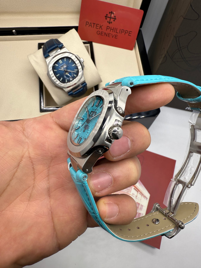 Patek Philippe Nautilus — vista 2