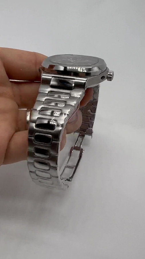 Patek Philippe Nautilus Fases da Lua — vista 5