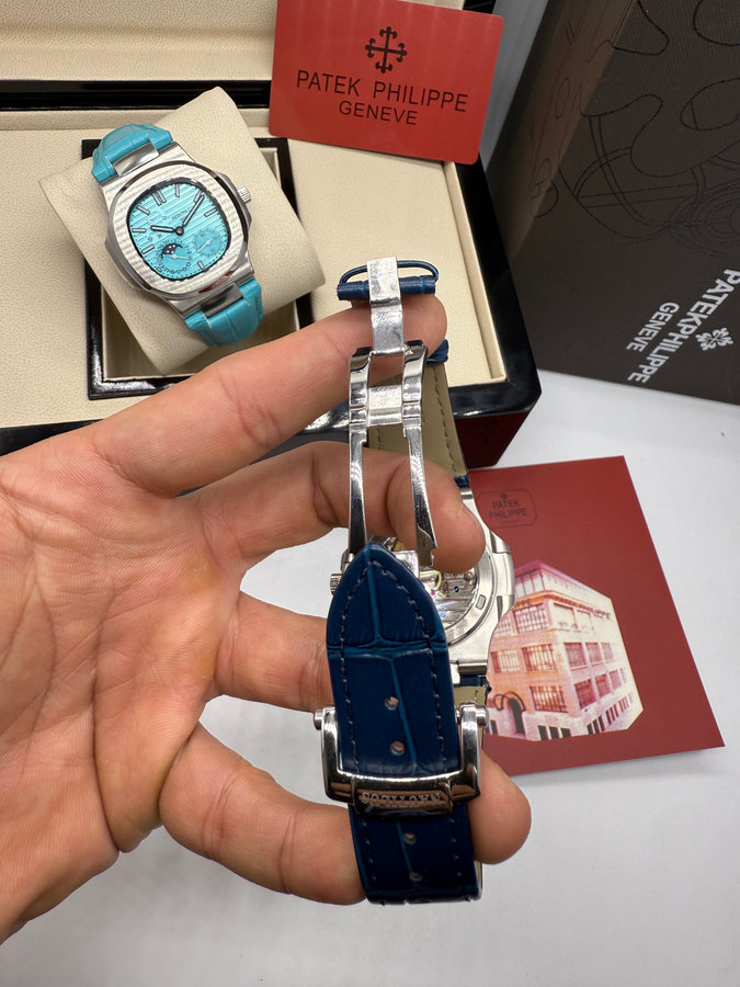 Patek Philippe Nautilus Fases da Lua — vista 3