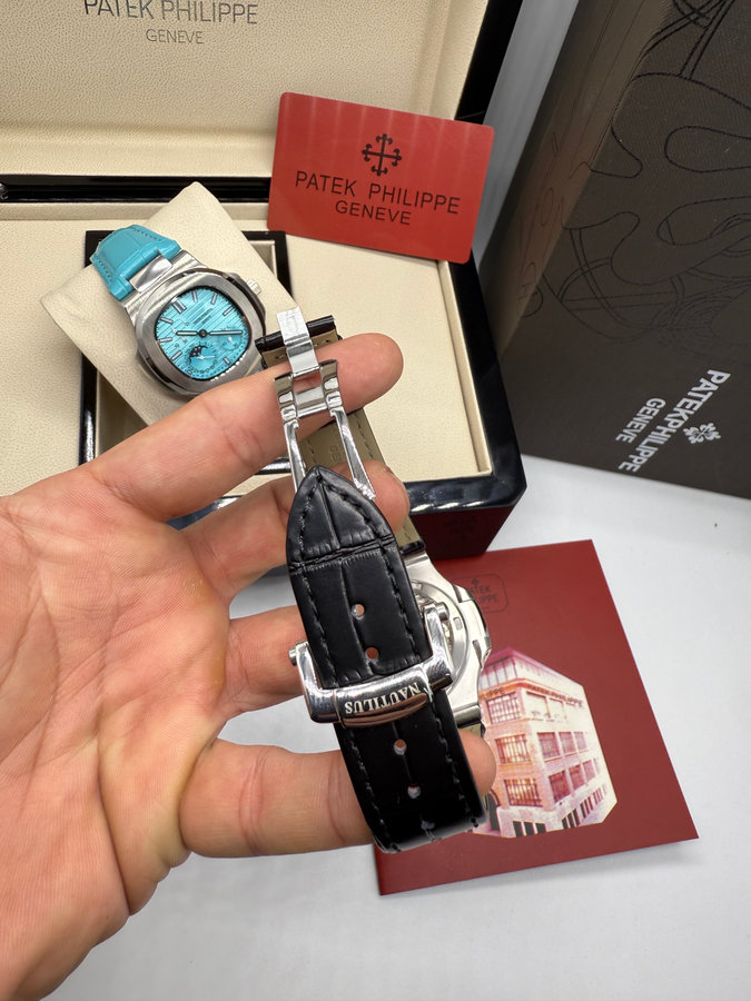 Patek Philippe Nautilus Fases da Lua — vista 4
