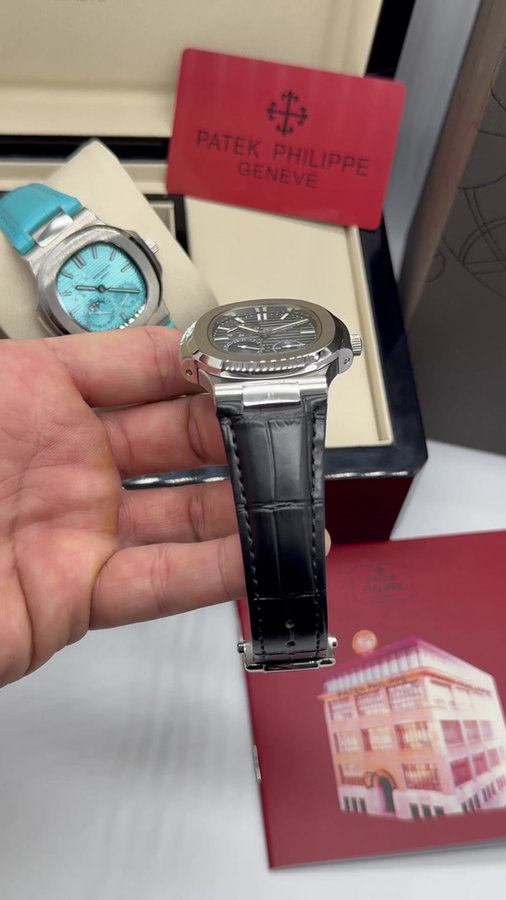 Patek Philippe Nautilus Fases da Lua — vista 5