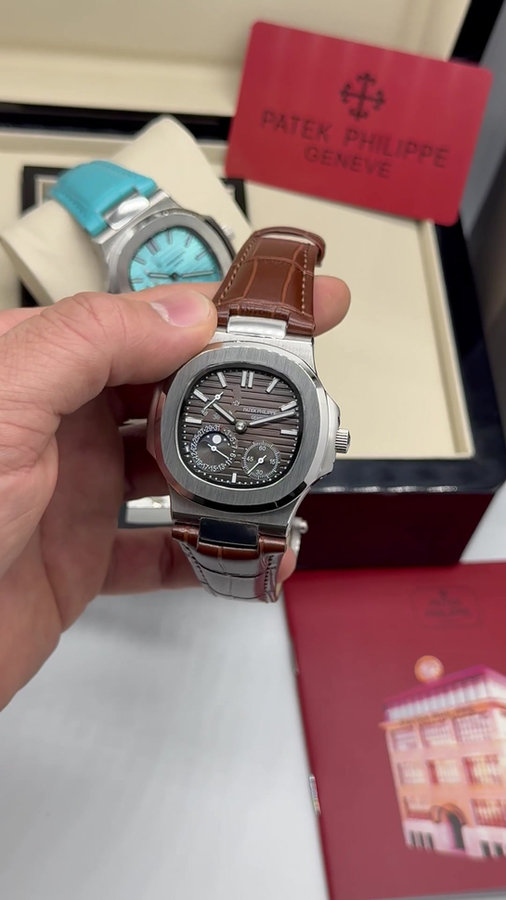 Patek Philippe Nautilus Fases da Lua — vista 5