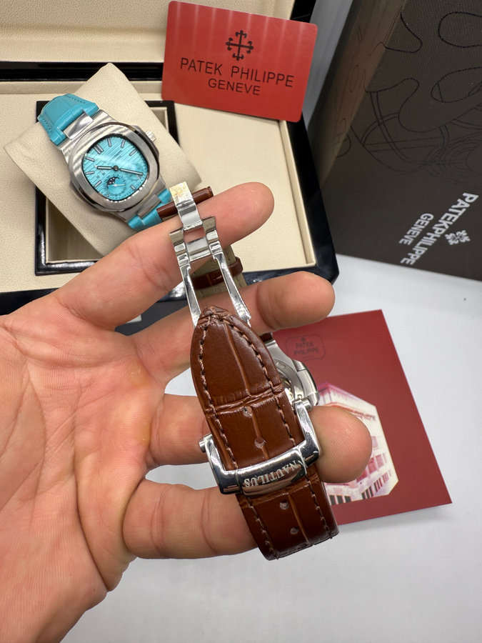 Patek Philippe Nautilus Fases da Lua — vista 3
