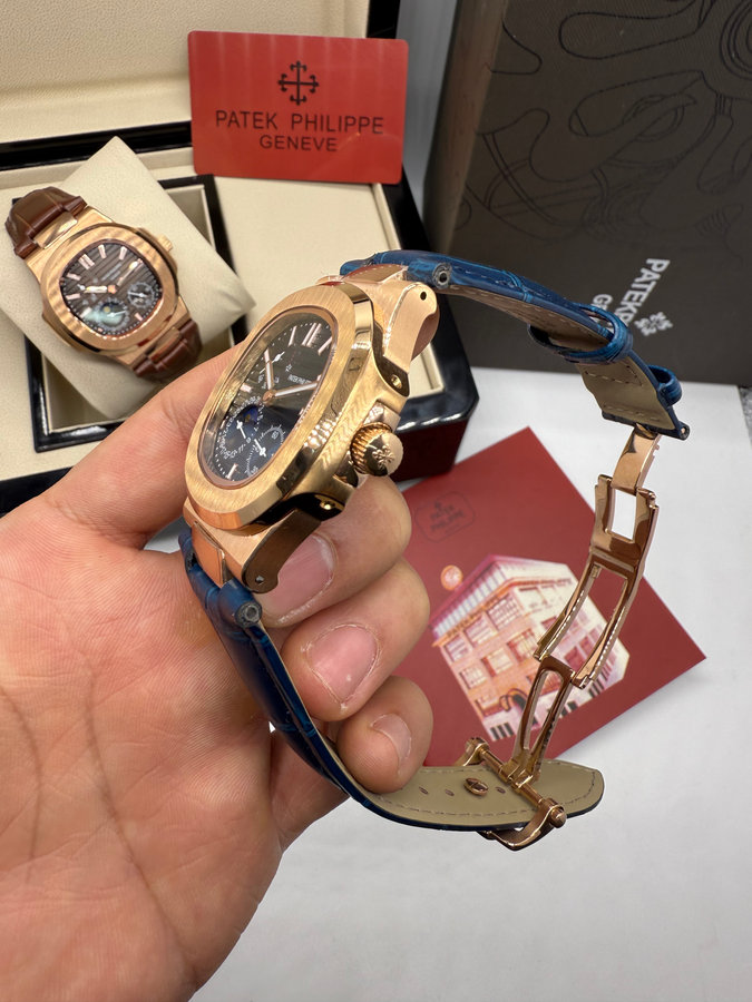 Patek Philippe Nautilus Fases da Lua — vista 2