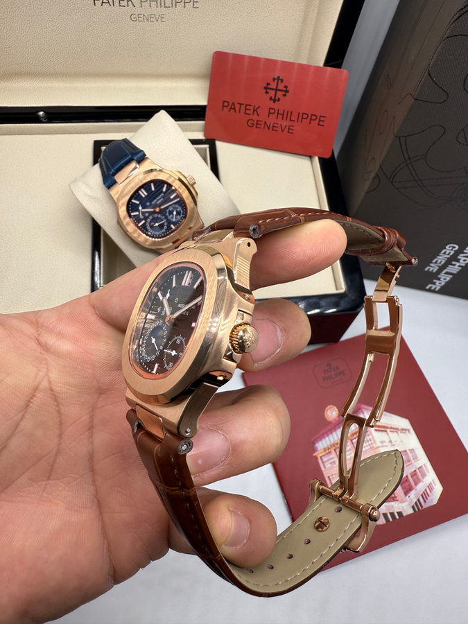 Patek Philippe Nautilus Fases da Lua — vista 2