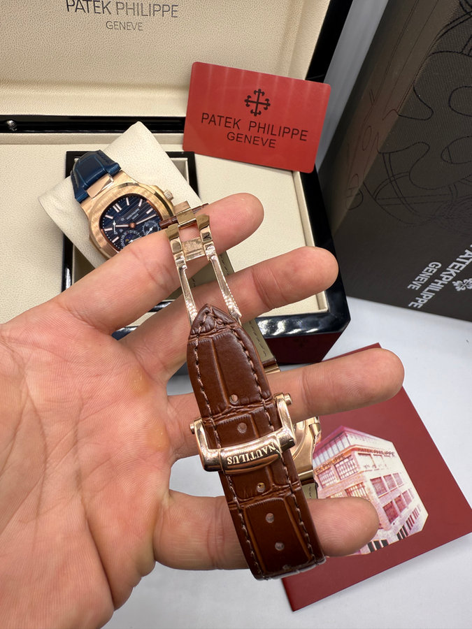 Patek Philippe Nautilus Fases da Lua — vista 3