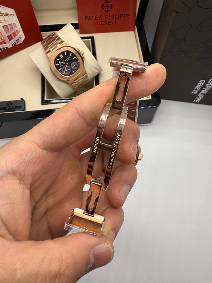 Patek Philippe Nautilus Fases da Lua — vista 3