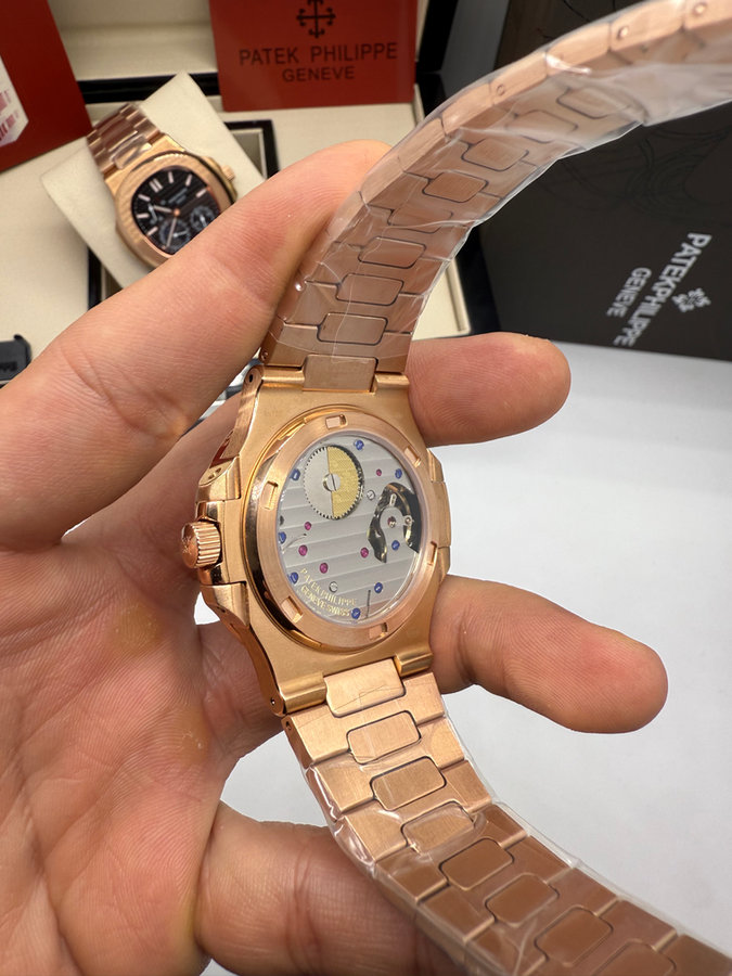 Patek Philippe Nautilus Fases da Lua — vista 4