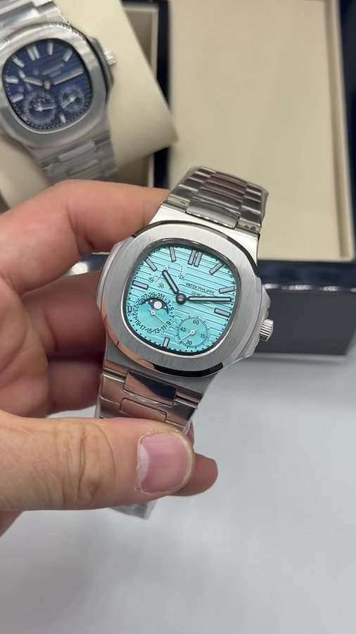 Patek Philippe Nautilus Fases da Lua — vista 5