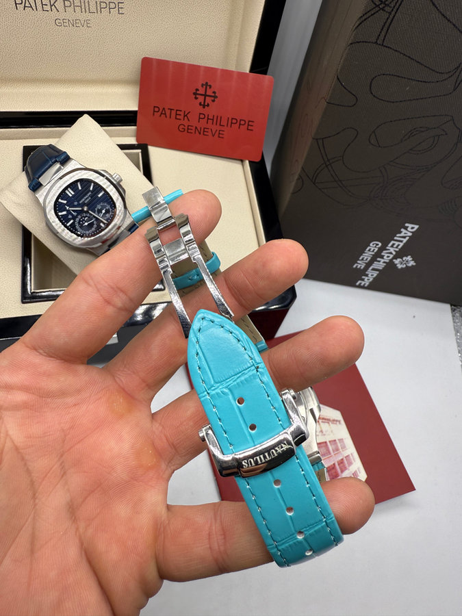 Patek Philippe Nautilus Fases da Lua — vista 3