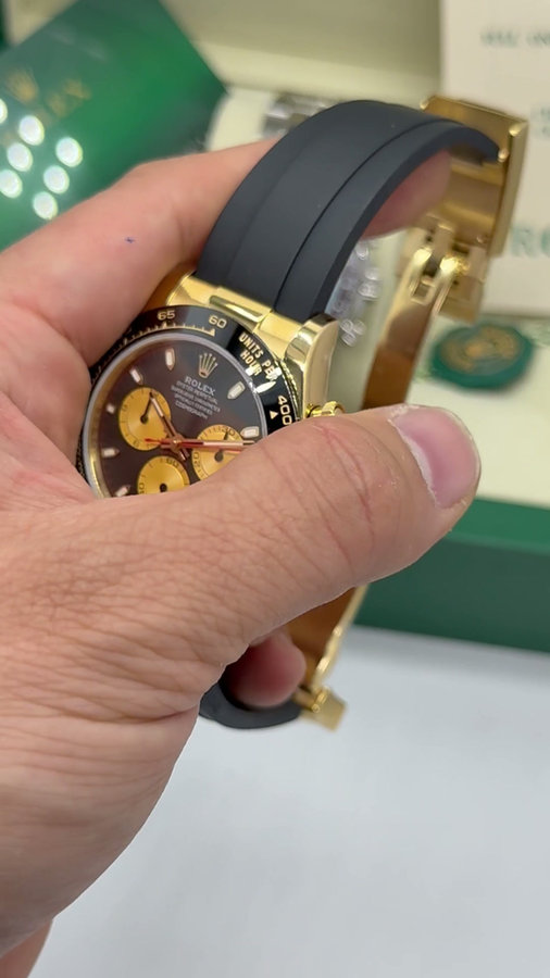 Rolex Daytona Black/Gold — vista 5