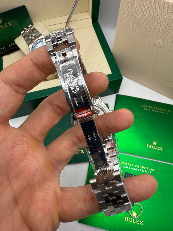 Rolex Land-Dweller — vista 3