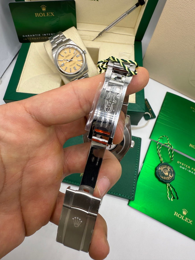 Rolex Oyster Perpetual  — vista 4
