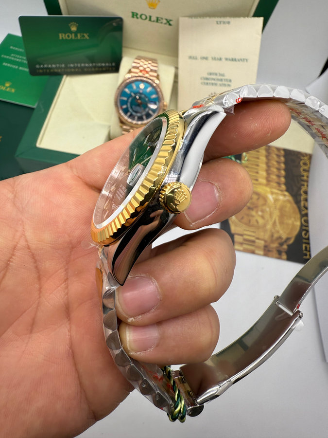Rolex Sky-Dweller - — vista 3